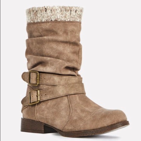 Never Worn!! Perfect Condition 💓 - Picture 3 of 4